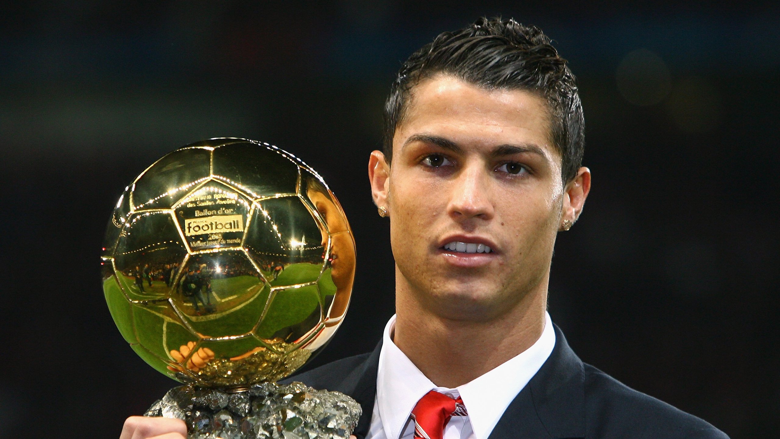 “伊万·戈梅斯：从防守专家到进攻新星，推动美洲狮队新一轮崛起”